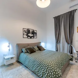Nest 27 , Lecce Italia
